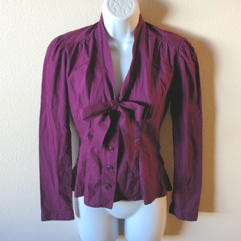 Heart of Haute Elsa top in Wineberry